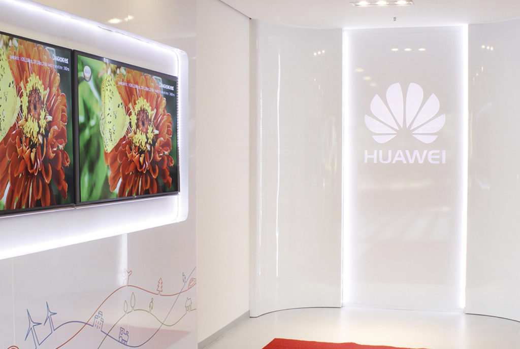 <br />
<b>Warning</b>:  Undefined variable $image in <b>/home/crisnegreira/www/wp-content/themes/cris-negreira/page-home.php</b> on line <b>74</b><br />
<br />
<b>Warning</b>:  Trying to access array offset on value of type null in <b>/home/crisnegreira/www/wp-content/themes/cris-negreira/page-home.php</b> on line <b>74</b><br />
